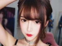 现实与二次元中女生在腿上绑带子，有何特殊的意义？能秀大长腿
