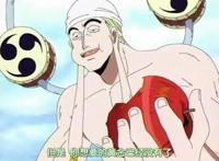 海贼王：路飞有三个天敌，一个很克制他，一个能让他还不了手！
