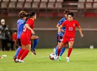 0-0！中国女足被日本女足“按在地上摩擦”，全场仅一脚射门！