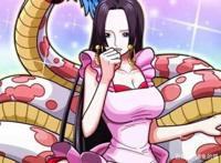 海贼王：全面对比女帝和白星，难怪卡普看好白星当孙媳