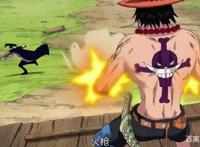 海贼王：这12个人物不止待过一个海贼团！3个是四皇，3个是七武海