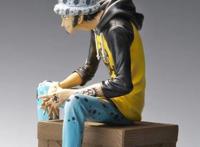 气质完美还原！海贼王初登场稀有造型罗精致手办亮相