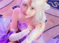 动漫：高颜值少女cos貂蝉，美，很美