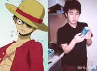 将自己画进二次元的美女画师，除了画画厉害，COS的本领也是一流