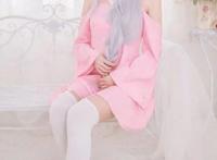 二次元美女COSPLAY艾米莉娅