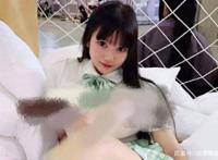 16岁少女穿JK装在广州漫展上拍私房照，二次元圈再次躺枪风评被害
