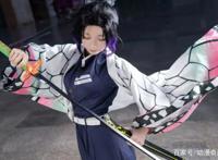 鬼灭之刃至今最神还原的CosPlay蝴蝶忍，看到真人瞬间沦陷了！