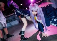漫展COS场照：明日方舟——狮蝎，好魔性的尾巴啊！