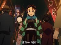 《鬼灭之刃》：祢豆子的豆式卖萌大法，小短腿让老阿姨露出痴汉笑