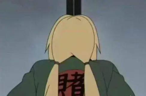 火影中他是纲手最喜欢的男人,曾从斑神手中救下纲手,但不幸遇难