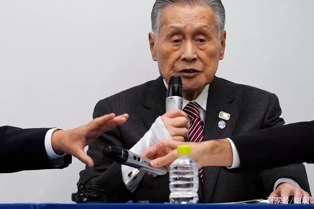 日本疫情:东京奥运会面临延期奈良小鹿到处觅食