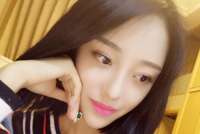 网红娜美跳槽外站首秀,广东雨神到场助阵,官方为其设计专属礼物