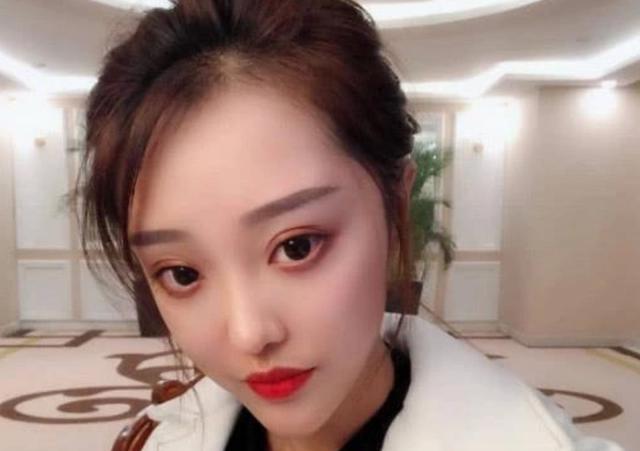 网红娜美跳槽外站首秀,广东雨神到场助阵,官方为其设计专属礼物