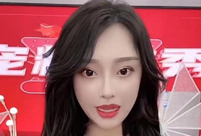 网红娜美跳槽外站首秀,广东雨神到场助阵,官方为其设计专属礼物