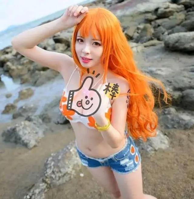 《海贼王》美女COS:娜美酱甜美,罗宾酱高冷,看到Baby5我柠檬了