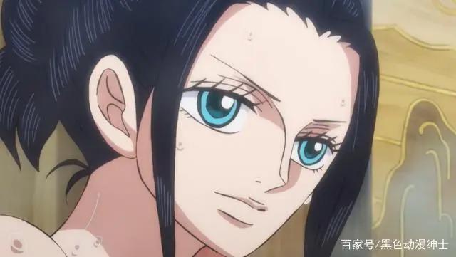 海贼王：罗宾不愧是腹黑女，不仅怕死，而且还让娜美替她挡枪！
