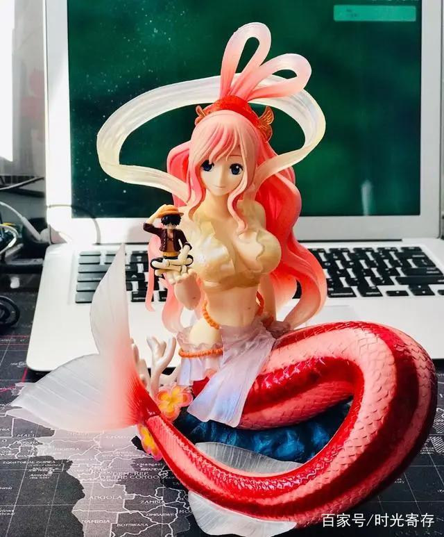 动漫手办：海贼王中鱼人国公主白星就是美人鱼中的小萌娘