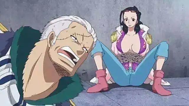海贼王,五对形影不离的男女,其中一对是鹰眼抢了索隆对象?