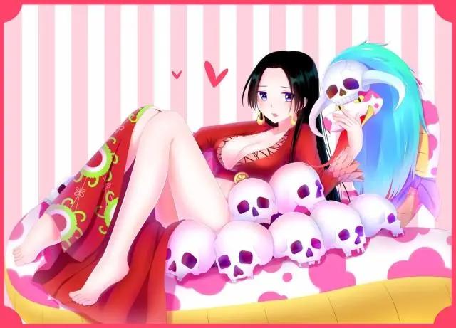 海贼王:女帝波雅·汉库克难逃海军法网,神艾尼路登场英雄救美!