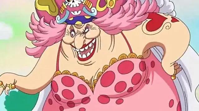 海贼王:大妈团的4个叛徒,一位女儿,一位皇副还救走路飞!