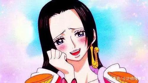 在海贼王909话中,罗宾化完妆美了一把,快赶超女帝和娜美了