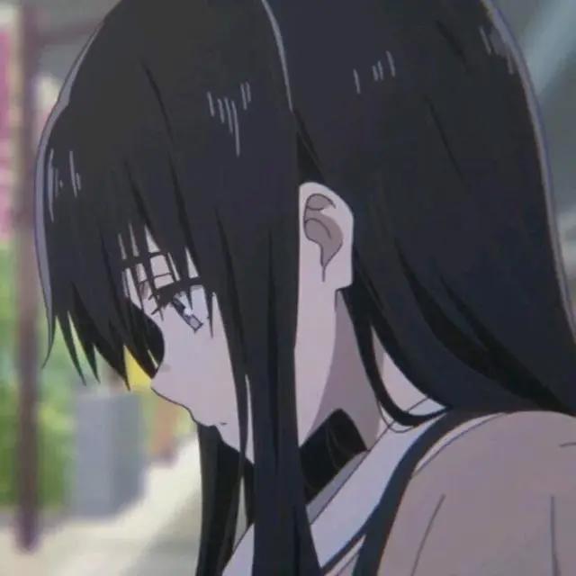 动漫女生头像丨爱意流淌在唇间那里有始终令人心悸的光彩