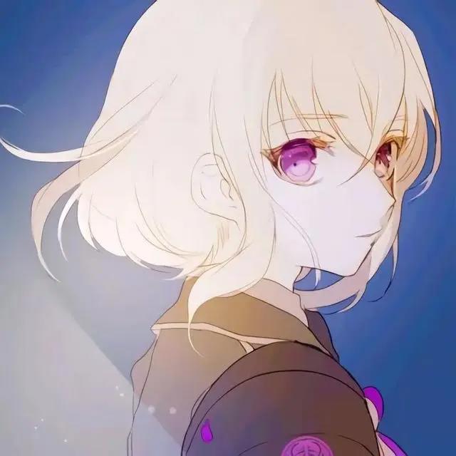 短发少女动漫高清头像