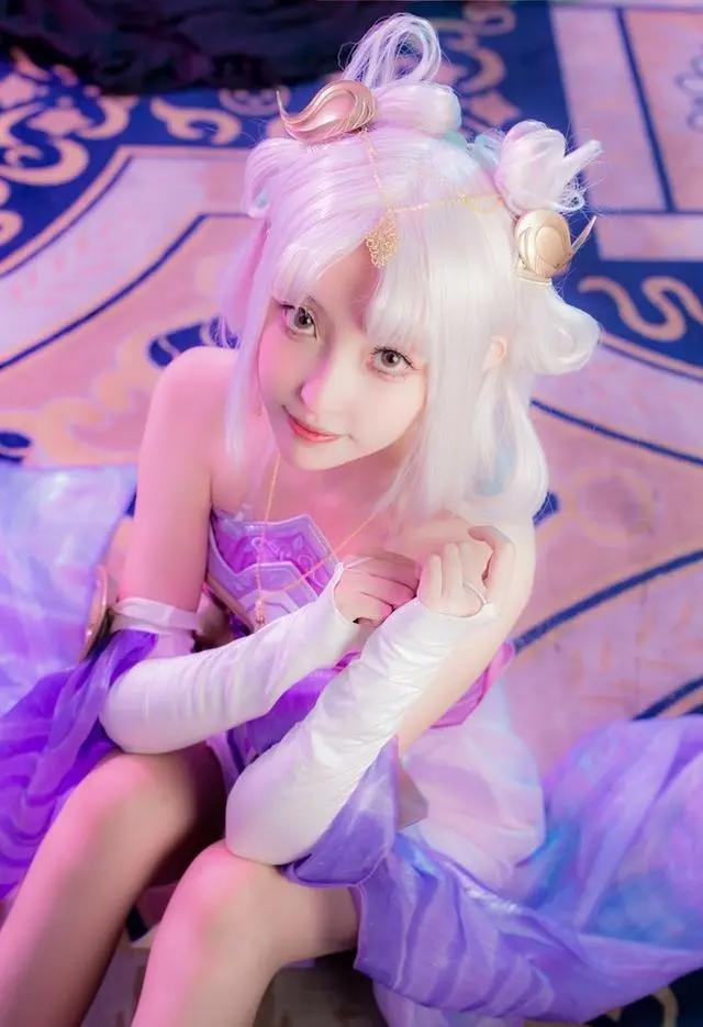 动漫：高颜值少女cos貂蝉，美，很美