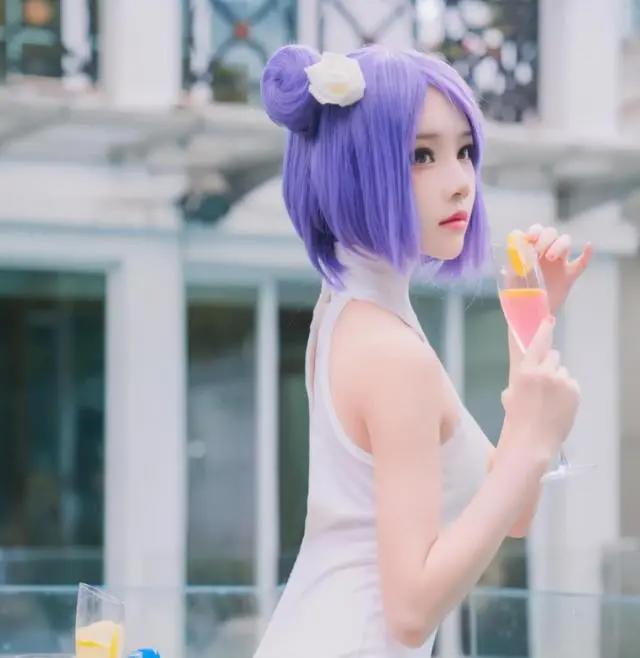 火影四大姐姐版泳装COS，怀念曾经美丽的照美冥，和通透的小南姐