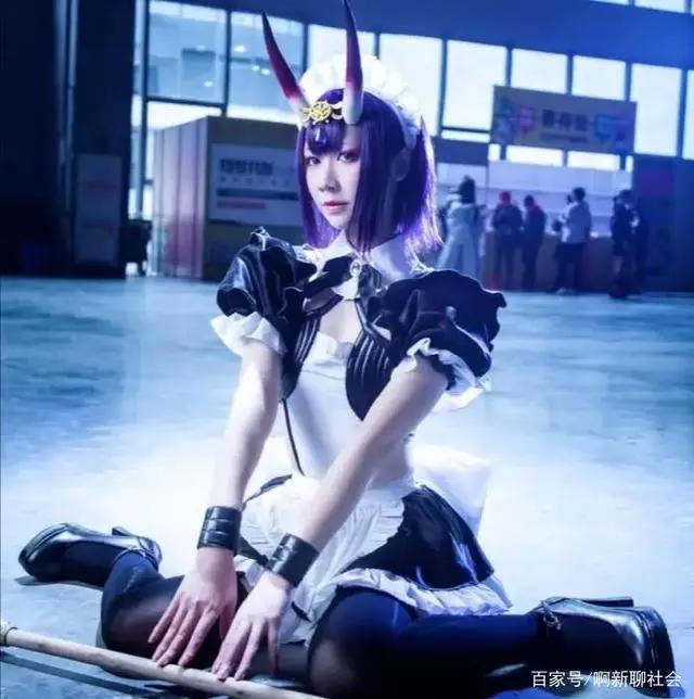 二次元鬼族萌妹女仆装，妖异的美感