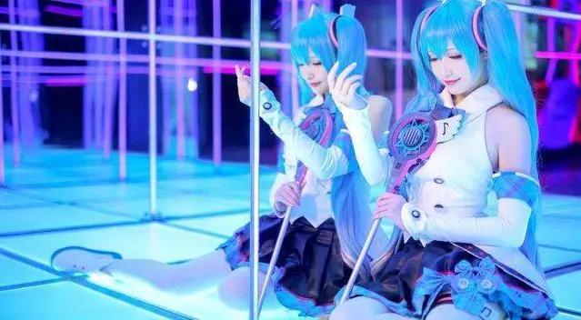 COS:二次元中美女走出屏幕，你会忍心拒绝这么美丽的小魔仙吗？