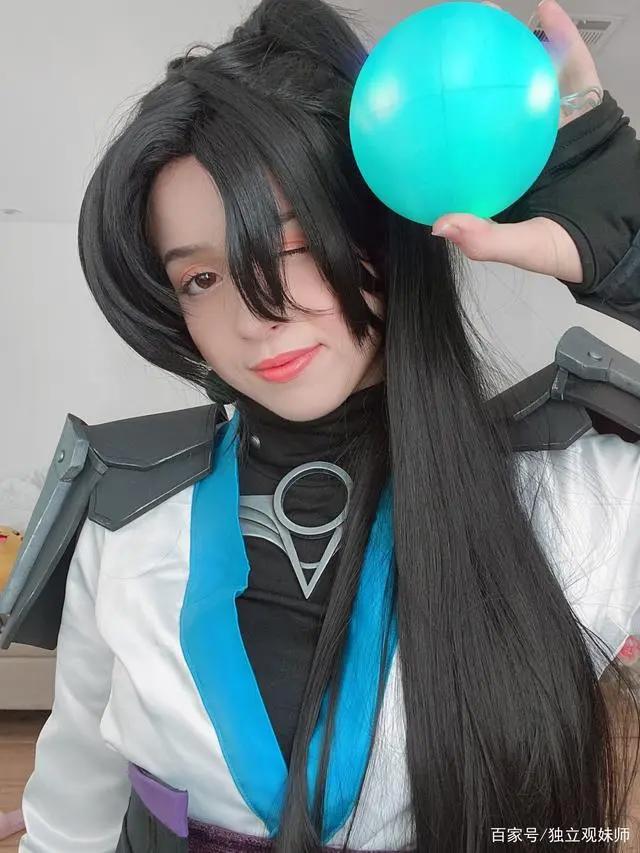 环球美女：二次元妹子，伊曼·安尼斯