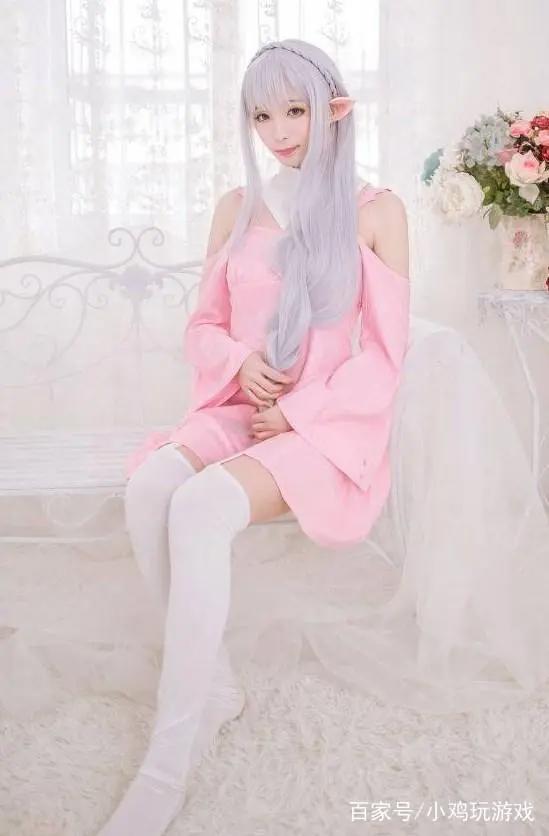 二次元美女COSPLAY艾米莉娅