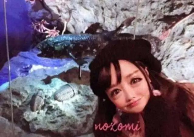 日本少女疯狂整容,变成现实版的“二次元美女”,网友:青蛙脸!