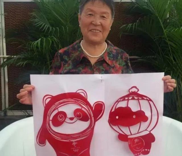 冰墩墩多种形象来袭!原型呆萌可爱,拟人帅气多变,不愧是吉祥物