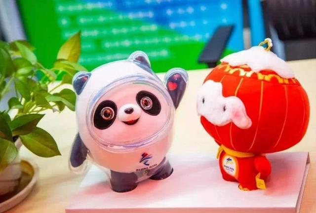 冰墩墩多种形象来袭!原型呆萌可爱,拟人帅气多变,不愧是吉祥物