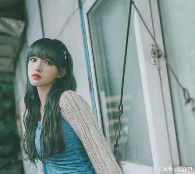 程潇变身二次元少女，美出新高度，网友：三次元世界的惊喜