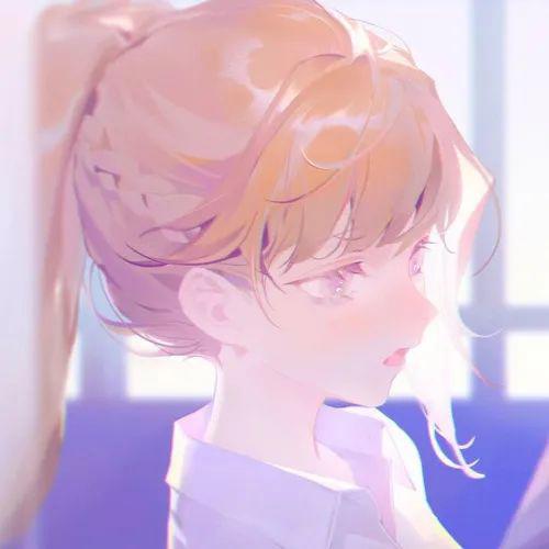 藏匿星空的温柔动漫女生头像