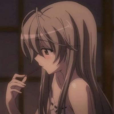 微丧动漫女生头像：很遗憾吧，那么喜欢最后连一张合影都没有