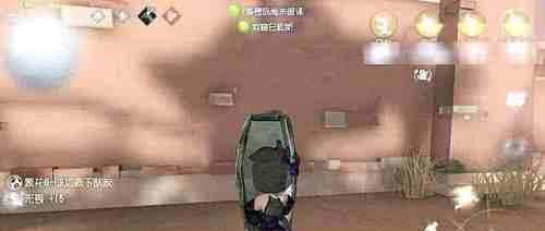 第五人格中的恐怖皮肤bug,调香师被入殓师夺走了半张脸