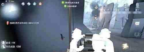 第五人格中的恐怖皮肤bug,调香师被入殓师夺走了半张脸