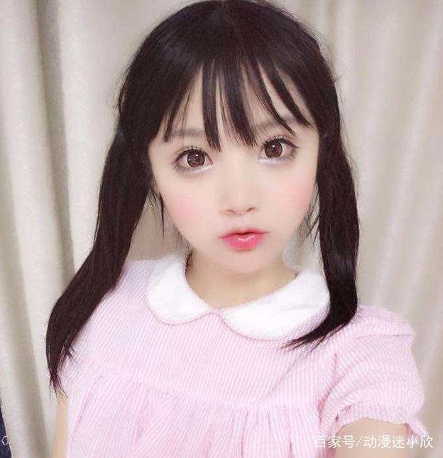 次元壁破碎，这个萌妹子的cosplay，分分钟让人觉得置身二次元！