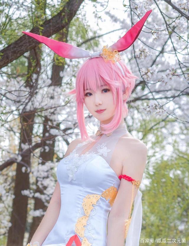 Cosplay欣赏-《崩坏学园》八重樱