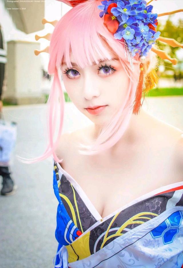原作：崩坏3角色：杏花舞伎八重樱
