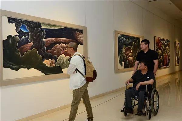 姬子:孤独寂寞的行者对宇宙和生命的探索与追问