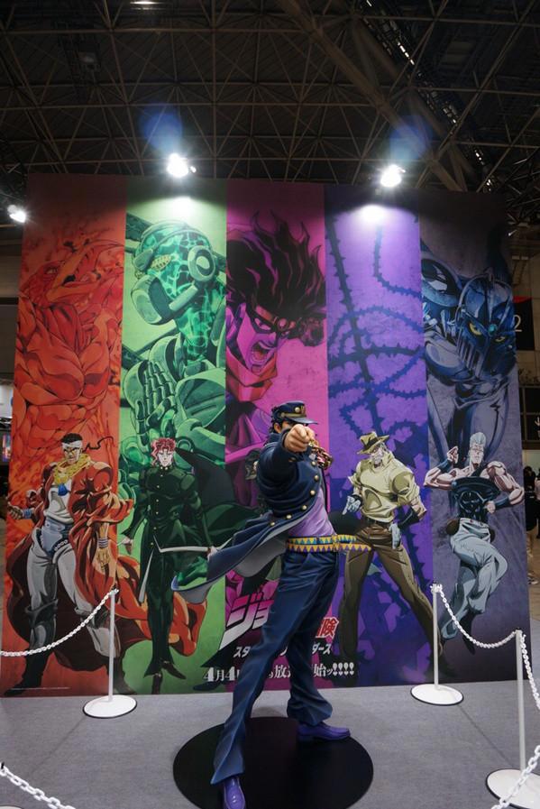 JOJO:195cm的等身承太郎好帅气,网友:去合影都没法同框!