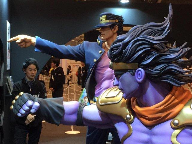 JOJO:195cm的等身承太郎好帅气,网友:去合影都没法同框!