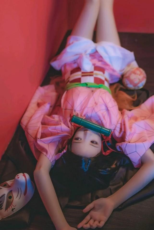 御姐风格的祢豆子你见过吗？估计炭治郎看到后都认不出来了