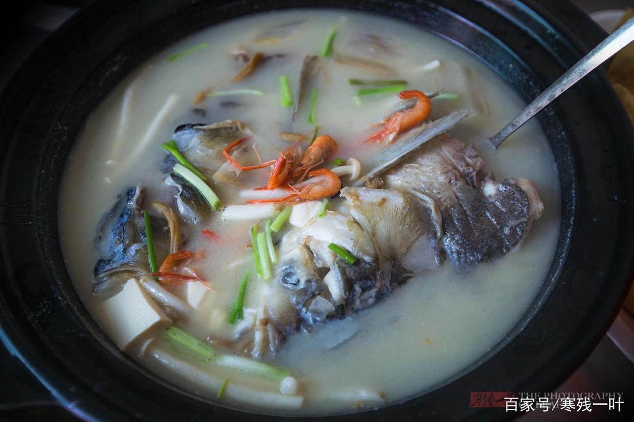 因一片花海刷爆朋友圈,浙江一个不靠旅游吃饭的小镇,成度假天堂