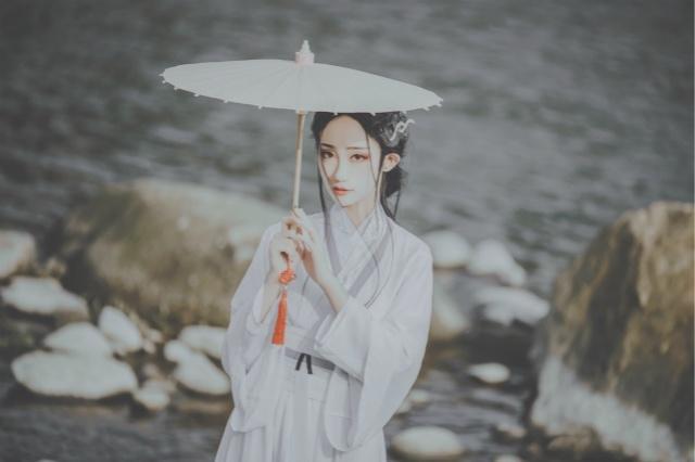 cosplay：还原度超高的白蛇缘起cos！99%还原宝青坊主